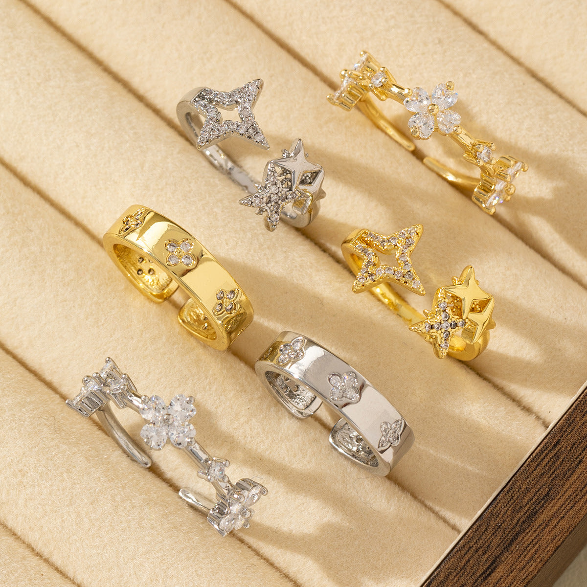 Unisex Adjustable Four-Pointed Star Ring With A Unique Design For Women