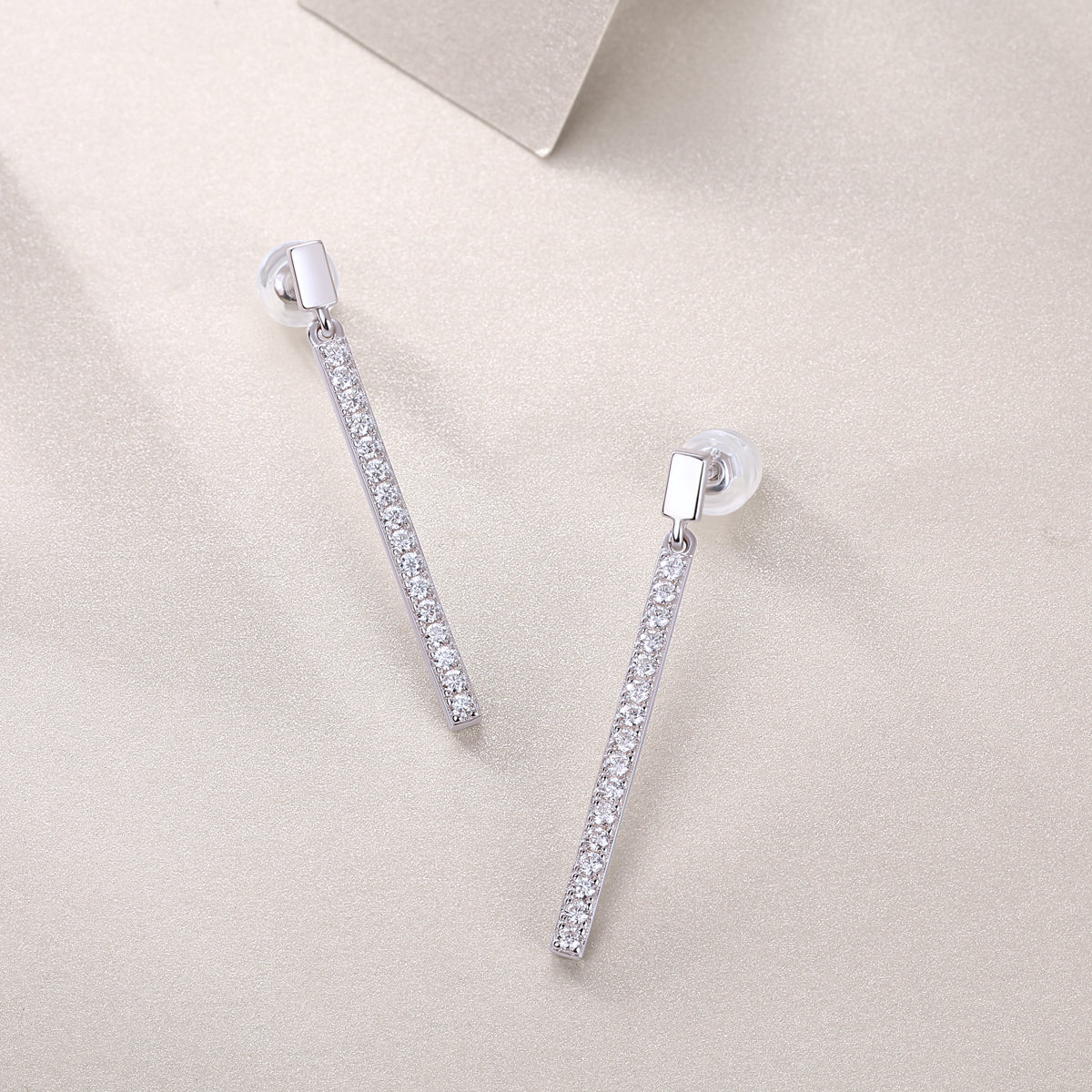 Dynamic - Earrings Set With Top-quality Moissanite S925, Silver And Platinum-plated Stud Earrings, A Fashionable And Trendy Accessory That Can Be Tested With A Diamond Pen