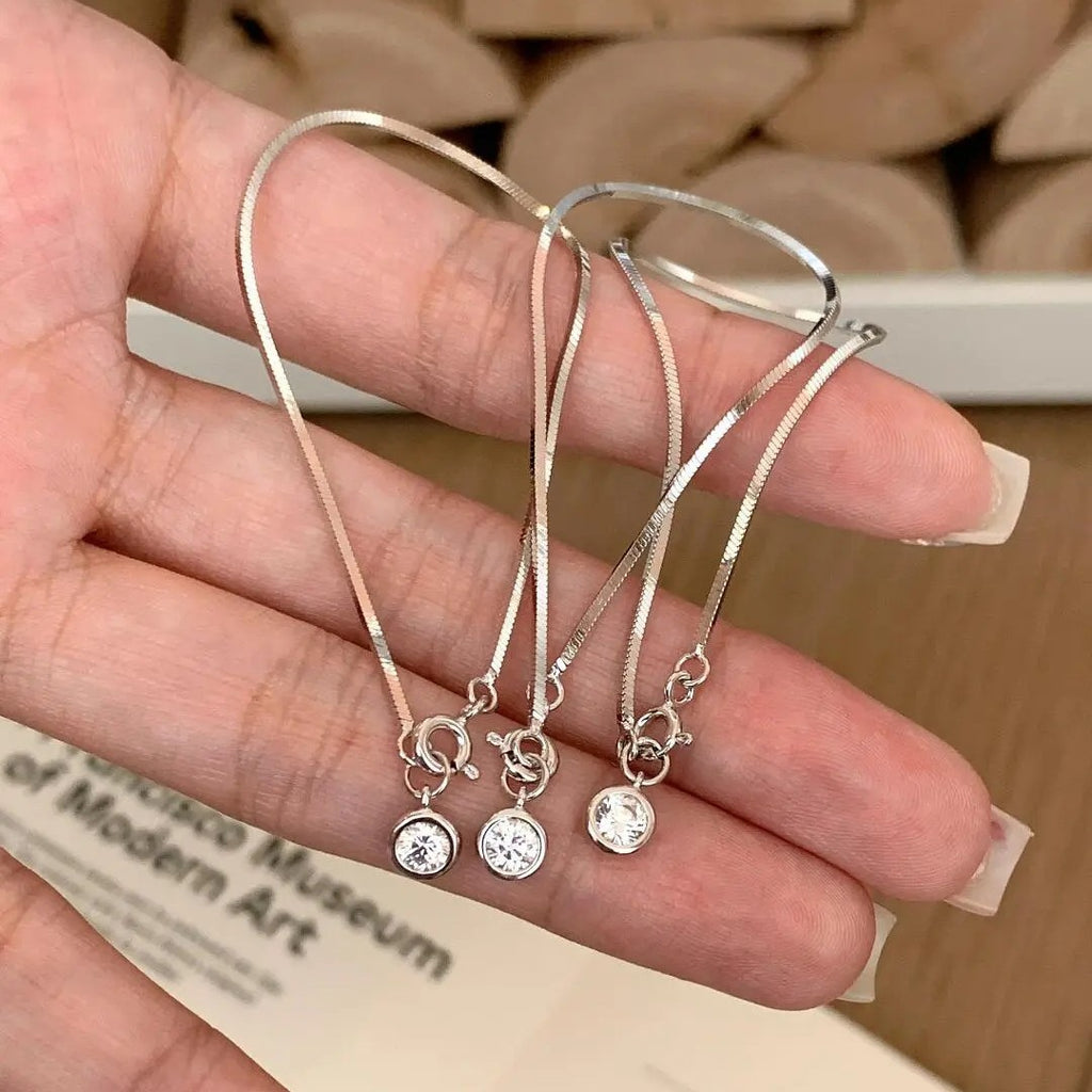 Light Luxury Bubble-like Round-diamond Snake-chain Bracelet In Sterling Silver