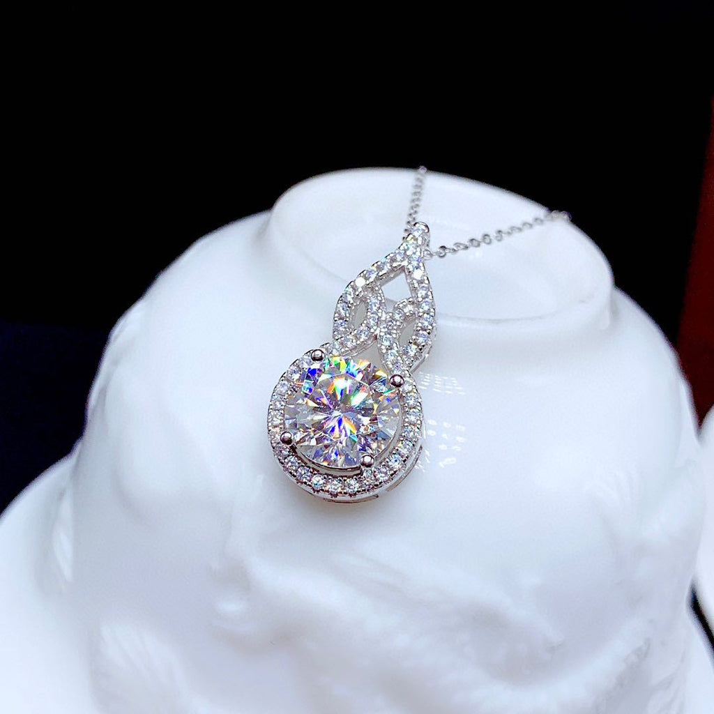 Classic Moissanite Diamond Pendant Female Crystal