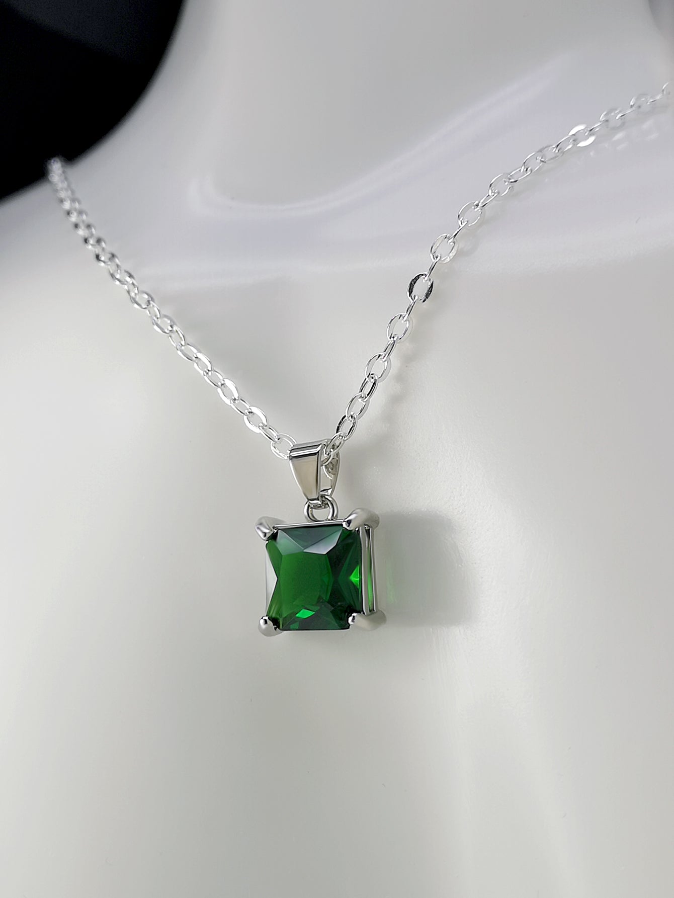 Simple Geometric Personality Metal Necklace