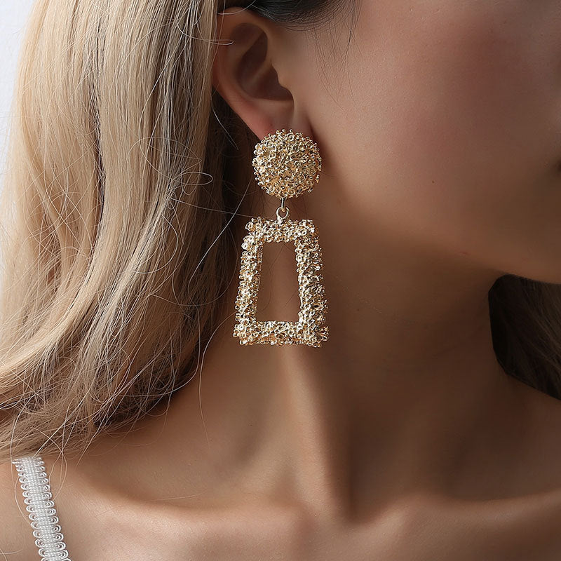 Exaggerated And Bold Matte Geometric Earrings For Trendy Individuals