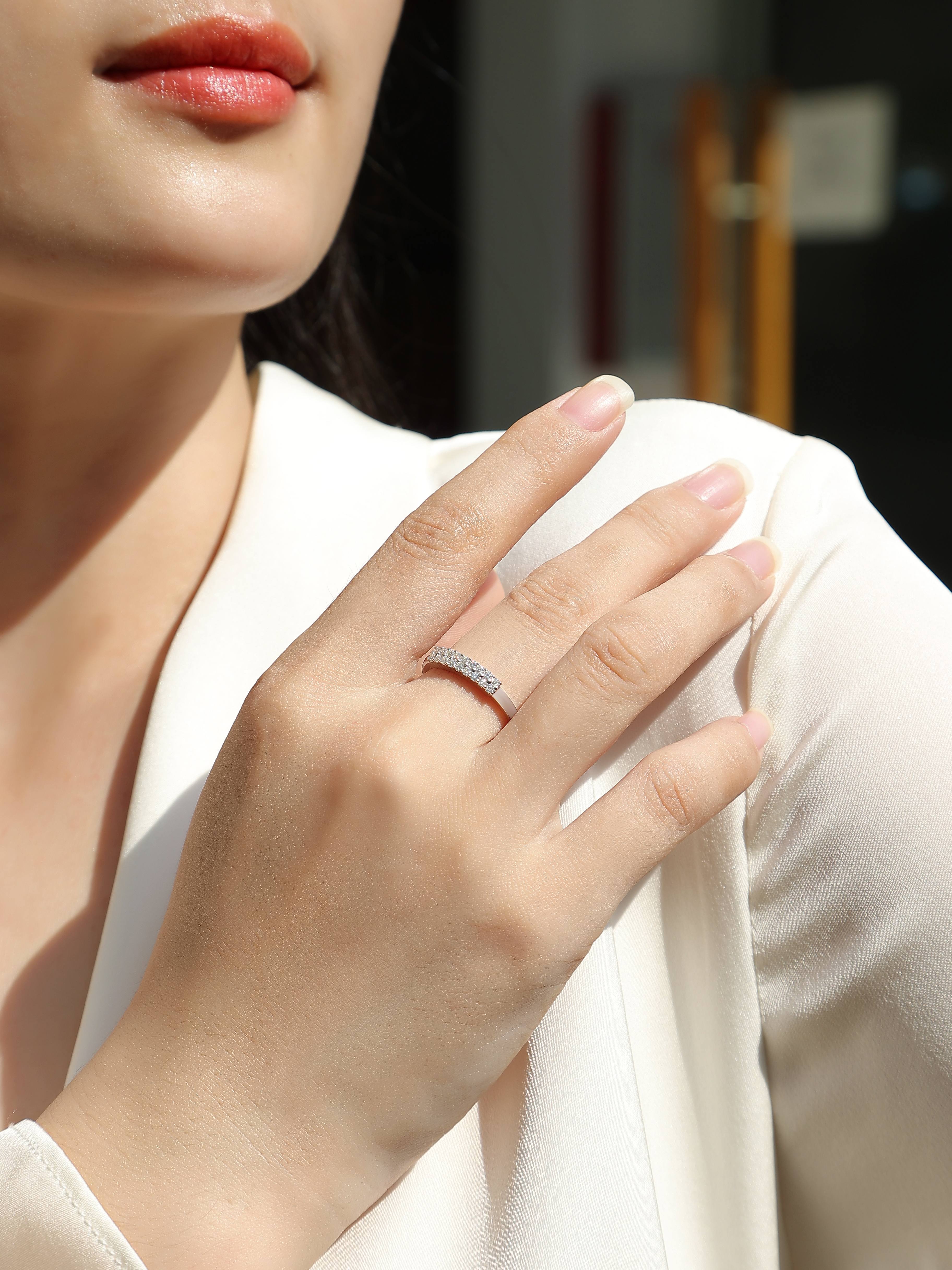 Innocent - Set With Top-quality Moissanite S925 Silver And Platinum-plated Diamond Wedding Ring. The Ring Can Be Tested With A Diamond Pen In Yellow Gold And Rose Gold