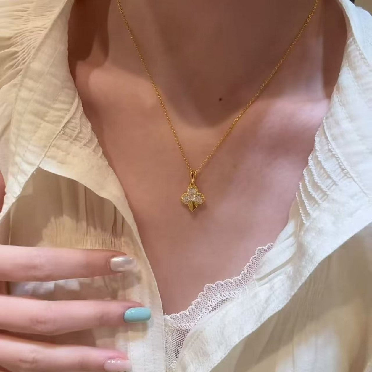 Luxury Light-Luxury High-Carbon Diamond Of Spades Necklace