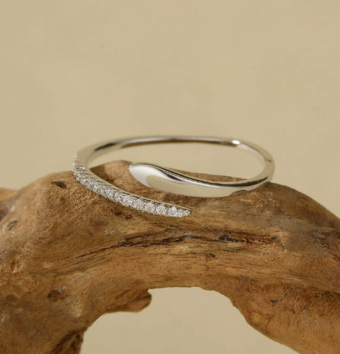 Stylish Personalized High-end Hand Jewelry