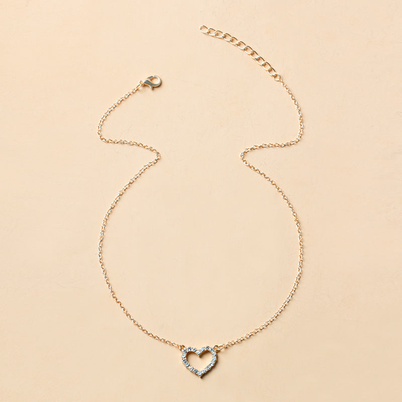 All-match Diamond-studded Clavicle Necklace In A Loving Alloy