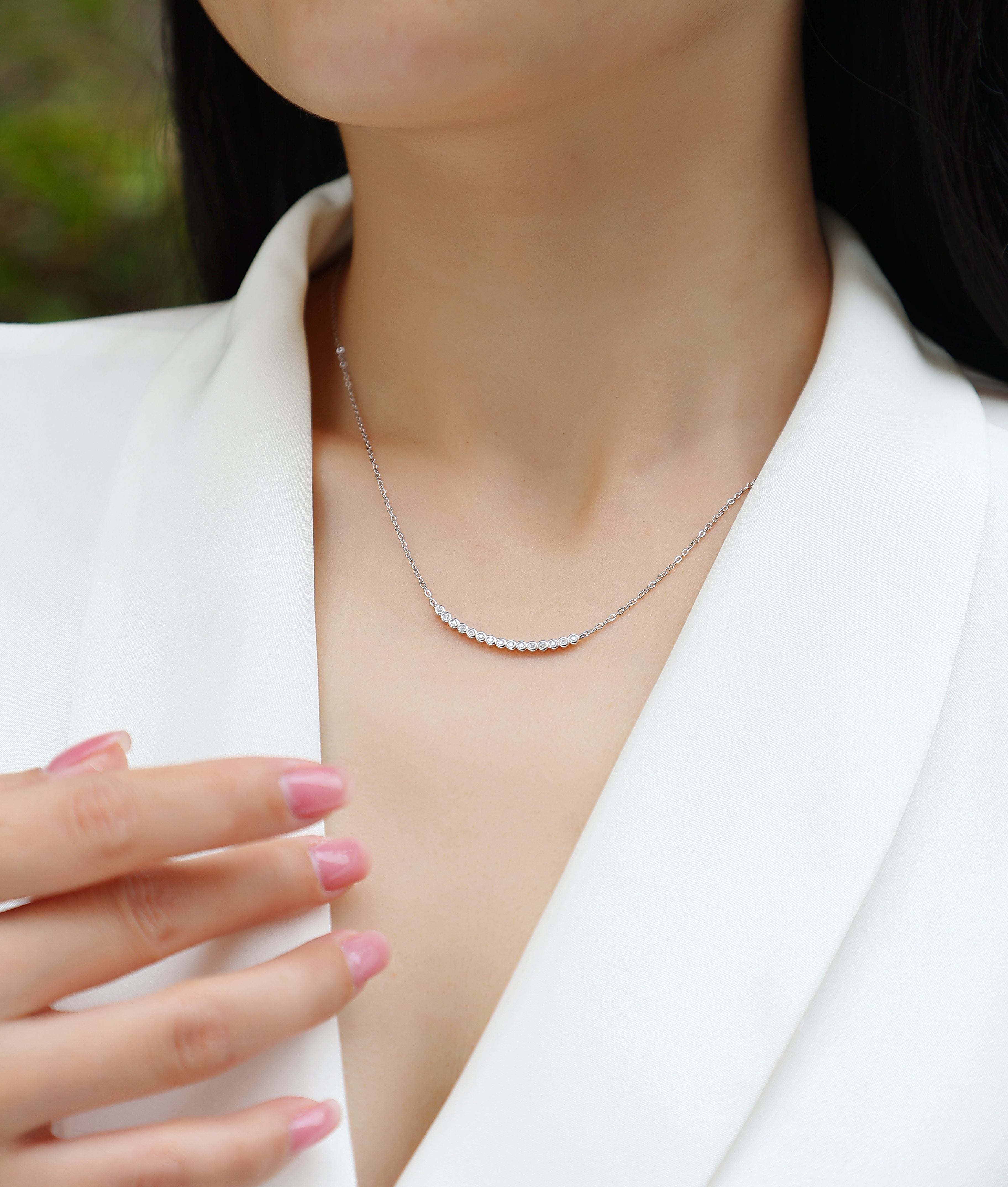 The Floating World - A Fashionable And Trendy Necklace Pendant Set With Top-quality Moissanite S925 In Silver And Platinum Plating Can Be Tested With A Diamond Pen