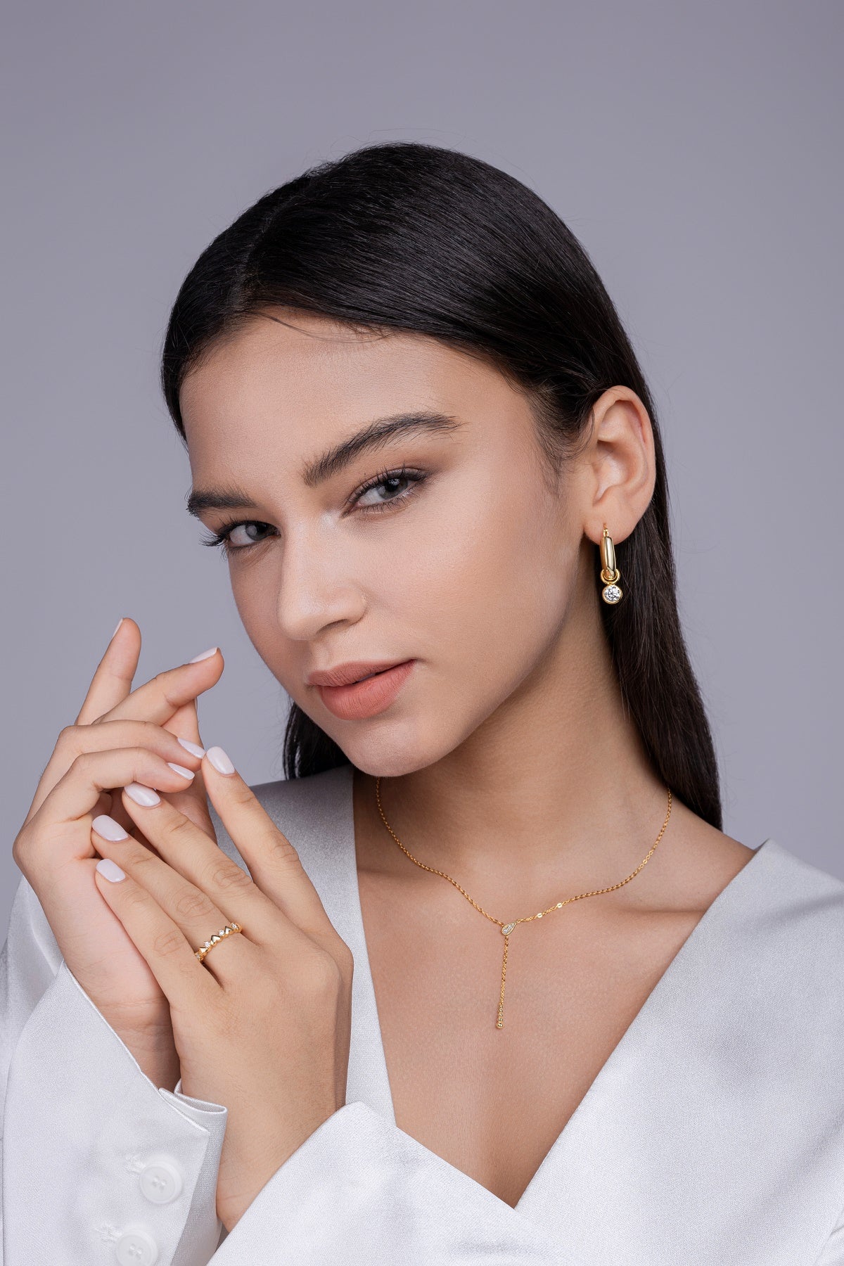 Starlight Convergence - A Fashionable And Trendy Necklace Pendant Set With Top-quality Moissanite S925 And Silver Plated With Gold Can Be Tested With A Diamond Pen.