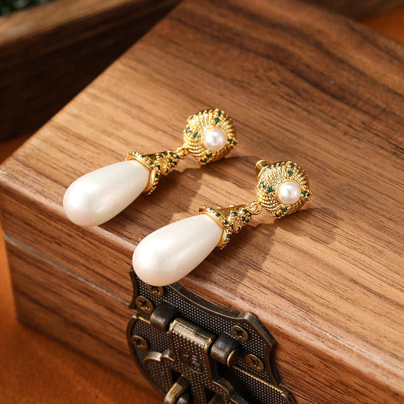 Pearl French-Style Vintage Earrings