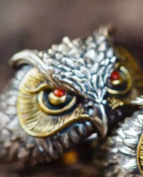 Trendy Retro Carved Hand Jewelry Cat And Owl Ring