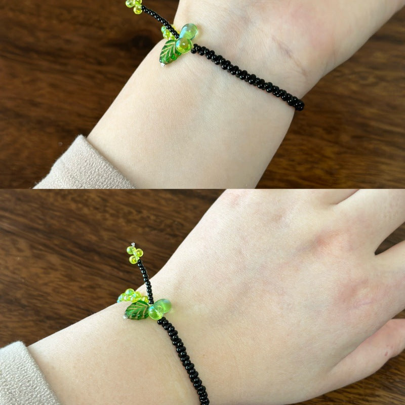 Green Beaded Natural Plant-Style Bracelet And Earrings