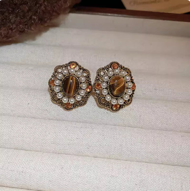 Sophisticated Silver Geometric Irregular Resin Heart Earrings