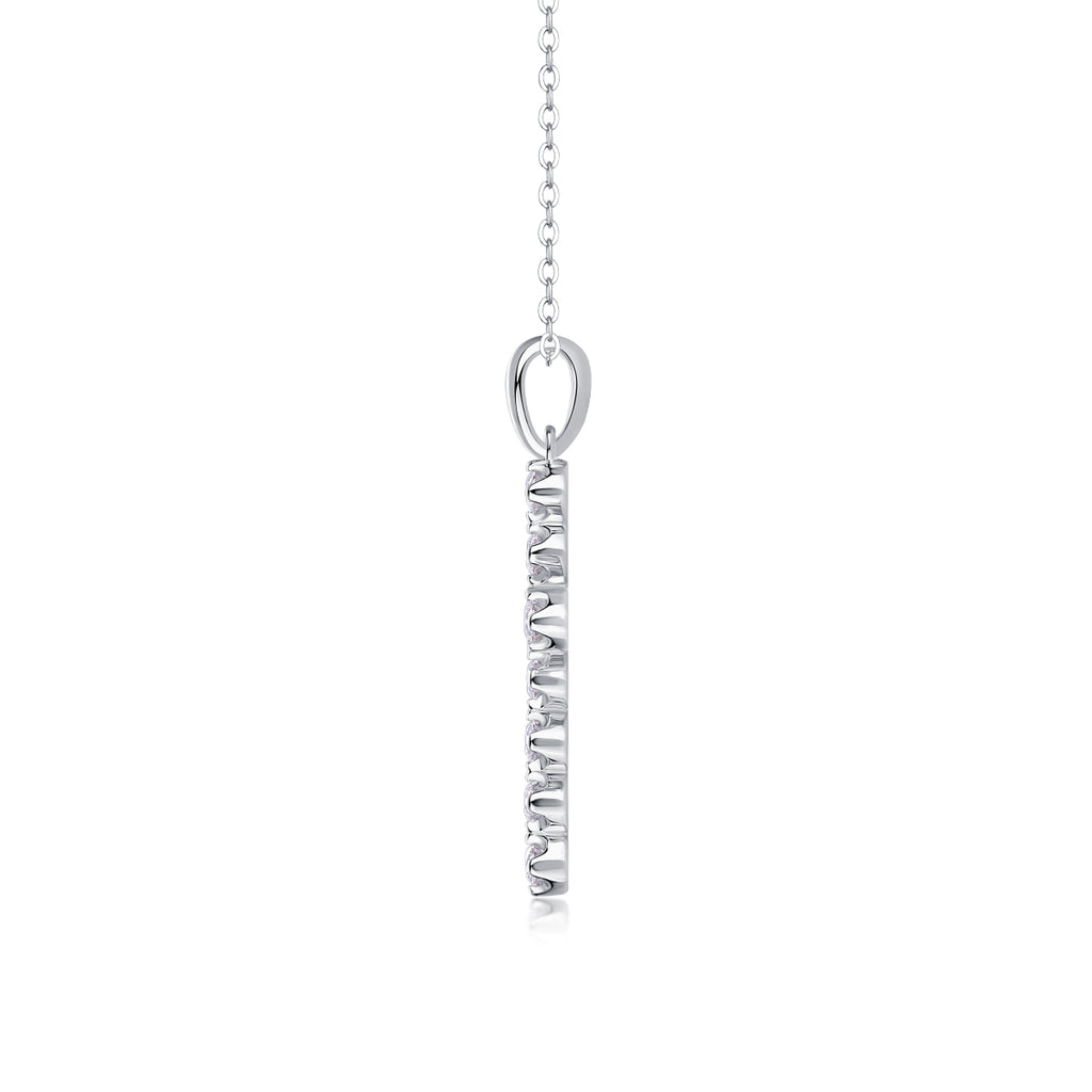 The Pendant Is A Fashionable And Trendy Accessory Set With Top-quality Moissanite S925 Silver And Platinum-plated Gold. It Can Be Tested In Gold Rose Gold With A Diamond Pen