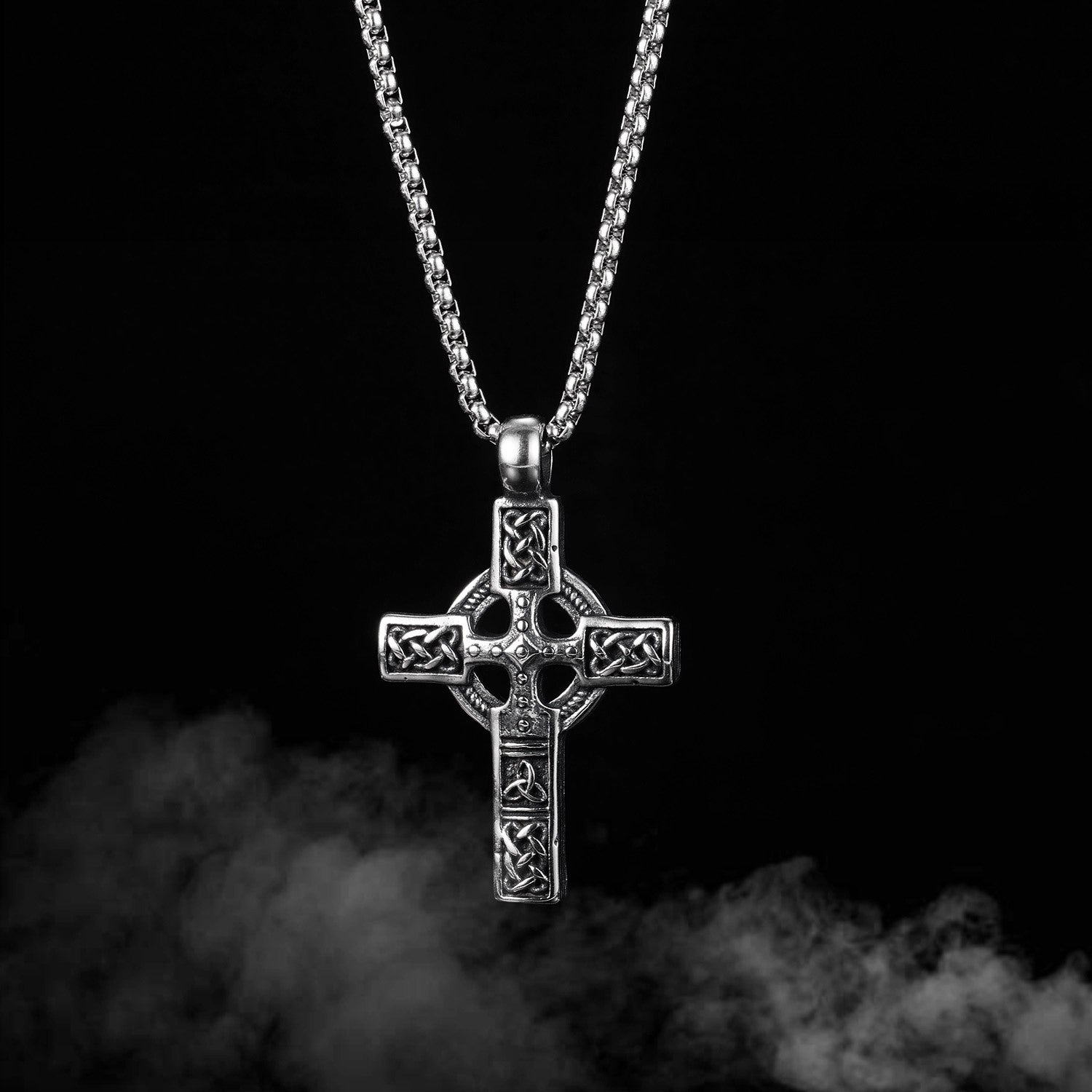 Retro Niche Design Cross Pendant