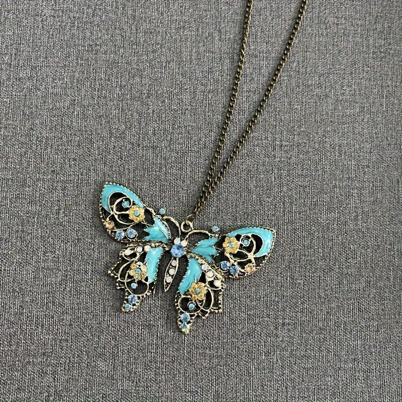Retro Hollow-Out Dripping-Oil Butterfly Sweater Chain Necklace