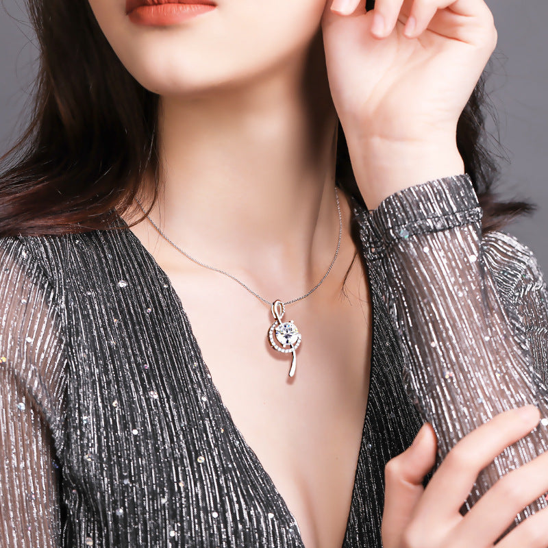 Creative Sweet And Elegant Musical Note Pendant