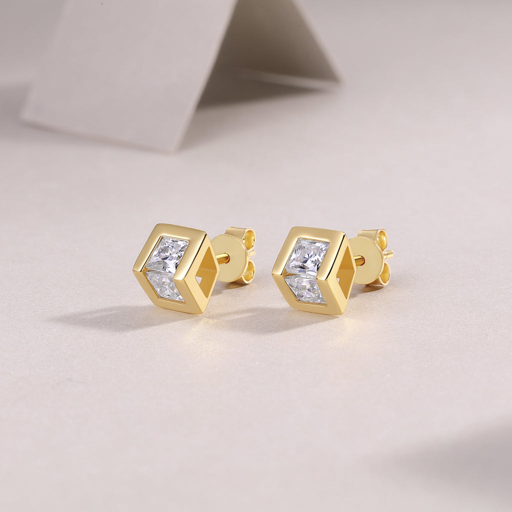 Exclusive - Top-quality Moissanite Luxury And Fashionable Light Luxury Jewelry Silver Stud Earrings S925 Silver Electroplated Gold