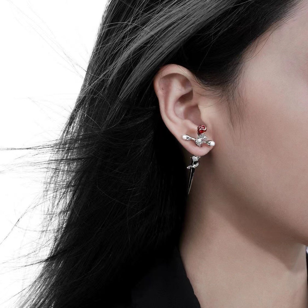 Pierced Flower Pearl Earrings In A Niche Sweet Yet Edgy Style