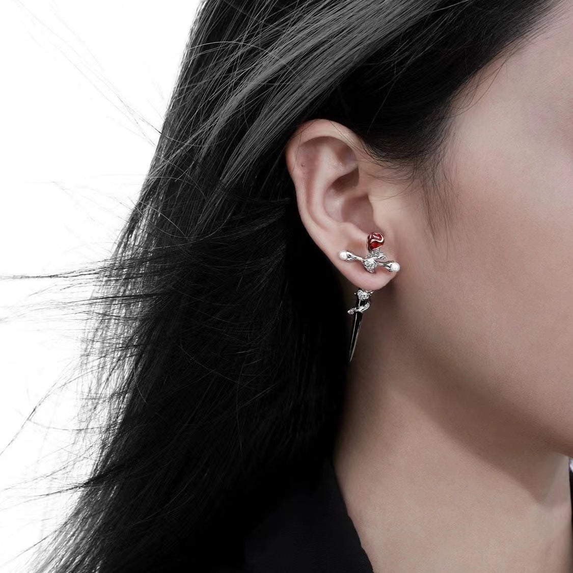 Pierced Flower Pearl Earrings In A Niche Sweet Yet Edgy Style