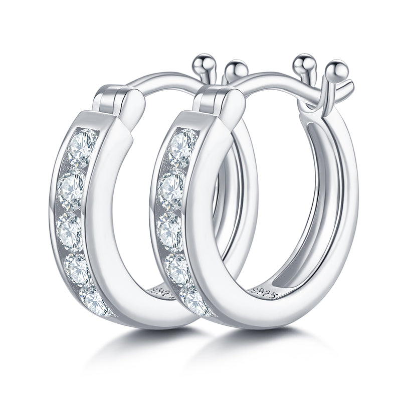 Top-quality Moissanite Luxury And Fashionable Light Luxury Jewelry Silver Stud Earrings S925 Silver Plated Platinum
