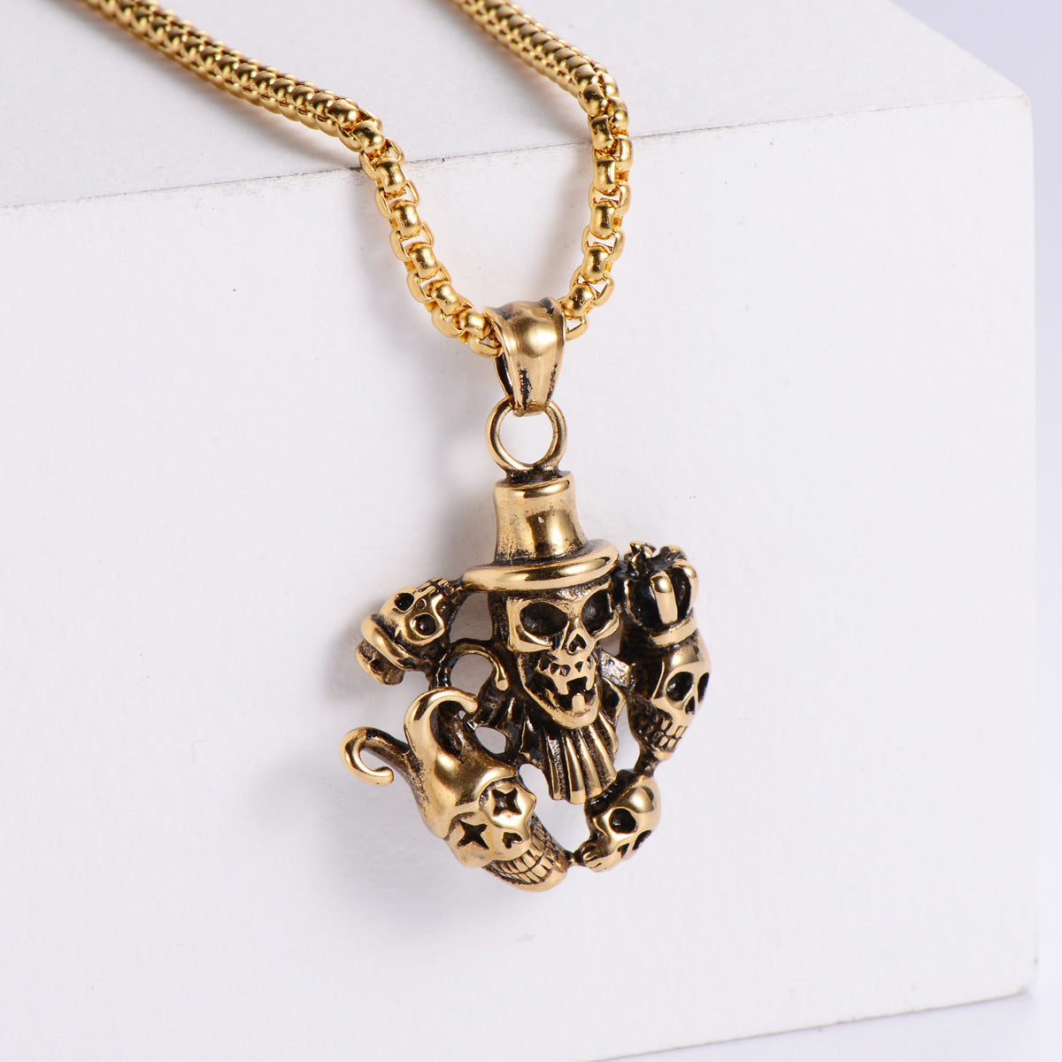 Fashionable Titanium Steel Skull Pendant