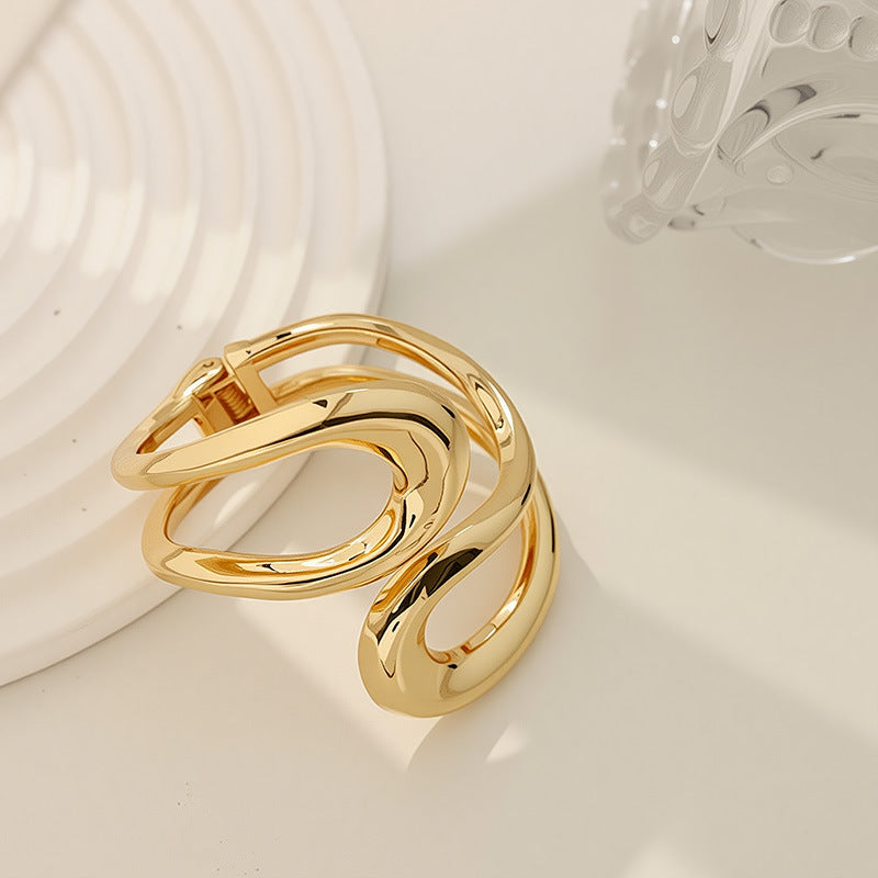 Versatile Light-luxury Punk-style Open Bangle With A Wide Design