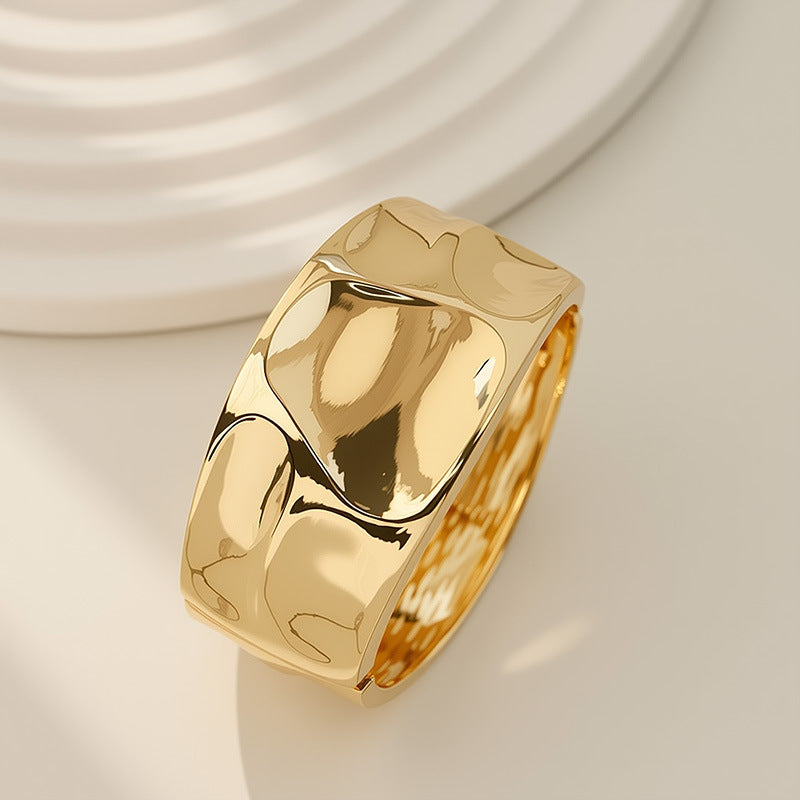 Versatile Light-luxury Punk-style Open Bangle With A Wide Design