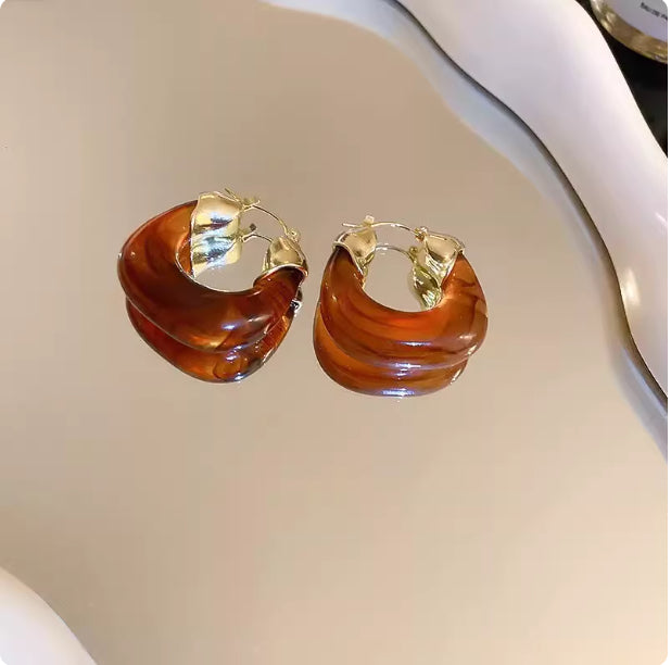 Sophisticated Silver Geometric Irregular Resin Heart Earrings