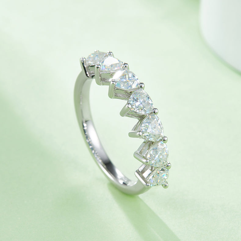 A Luxurious And Fashionable Light Luxury Jewelry Silver Ring Set With Top-quality Moissanite, S925 Silver Plated With Platinum