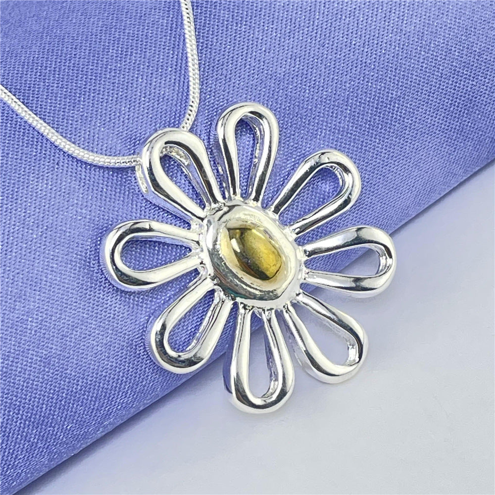 Womens Versatile Creative Little Pendant Necklace