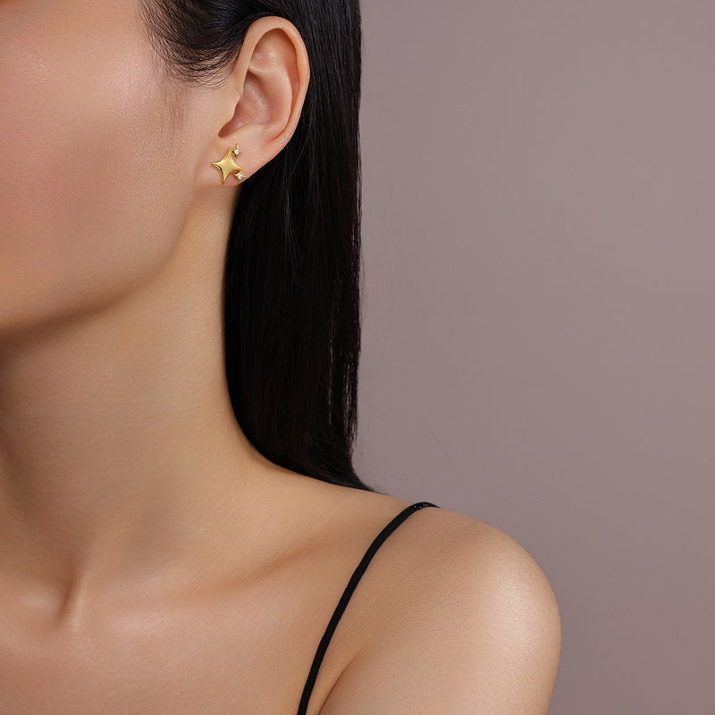 Top-quality Moissanite Luxury And Fashionable Light Luxury Jewelry Silver Stud Earrings S925 Silver Electroplated Gold