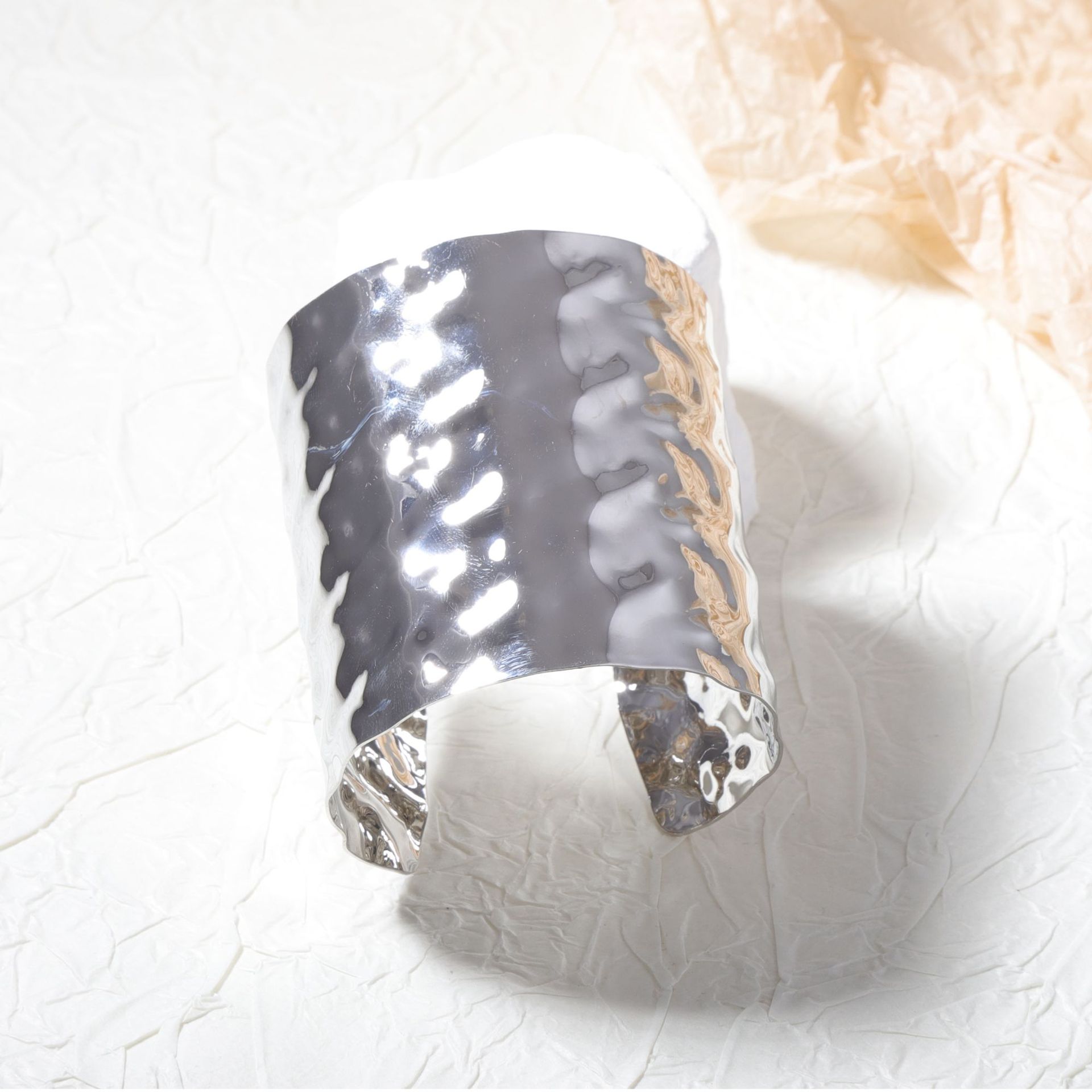 Retro Minimalist Bold Fashion Simple Geometric Metal Open-End Bracelet For Women
