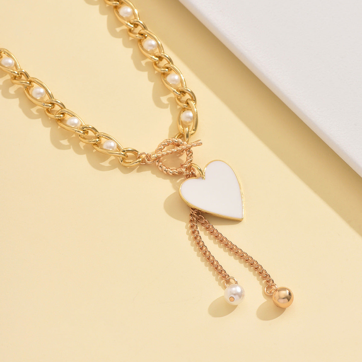 Pearl Alloy Heart-Shaped Fashion Pendant Necklace