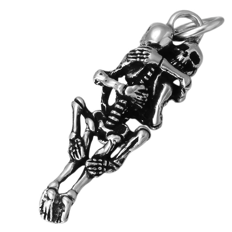Personality Retro Skull Rock Punk Men And Women Pendant