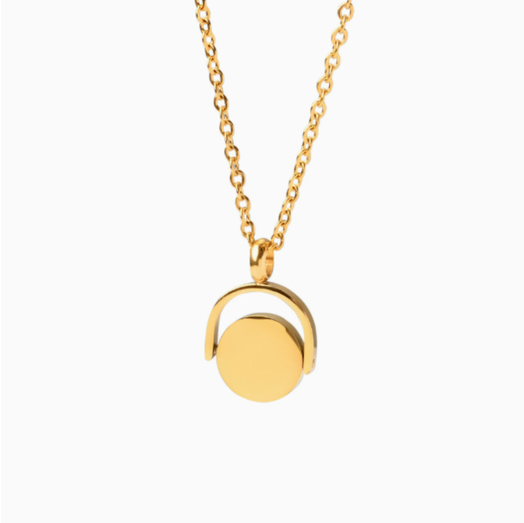Round Ring Necklace With Engraved Pet Photo