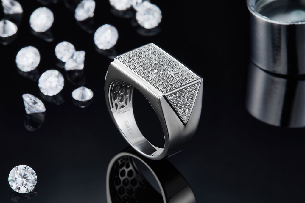 Men's Luxury And Fashionable Light Luxury Jewelry Silver Ring S925 Silver-plated Platinum Set With Top-quality Moissanite