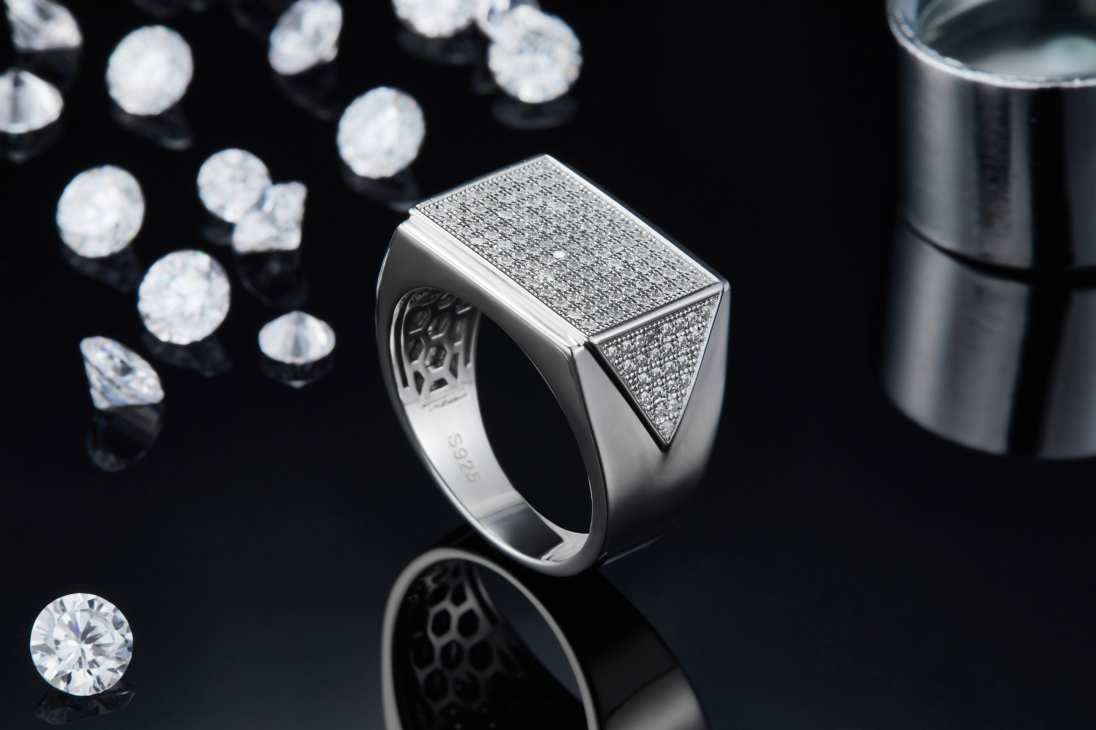 Men's Luxury And Fashionable Light Luxury Jewelry Silver Ring S925 Silver-plated Platinum Set With Top-quality Moissanite