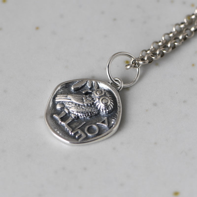 Silver Owl Pendant Necklace Female Hand Accessories