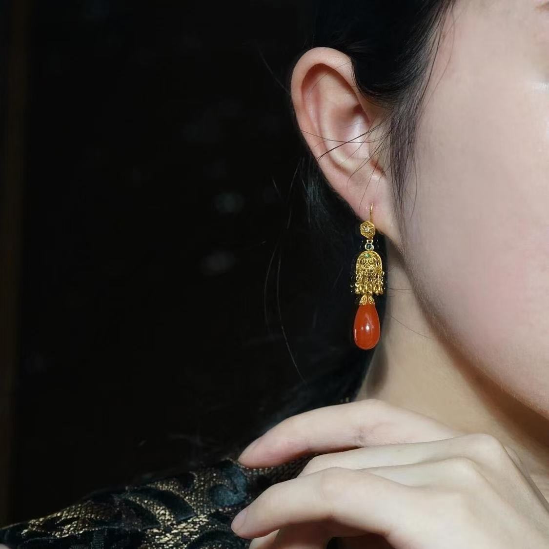 Ice Red Water Droplet Classic Temperament Long Earrings