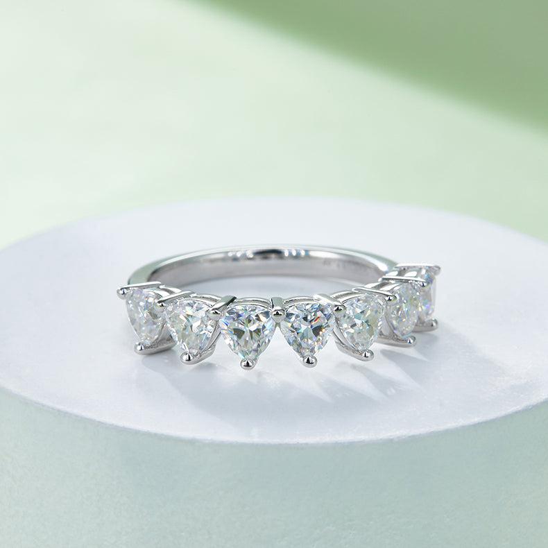 A Luxurious And Fashionable Light Luxury Jewelry Silver Ring Set With Top-quality Moissanite, S925 Silver Plated With Platinum