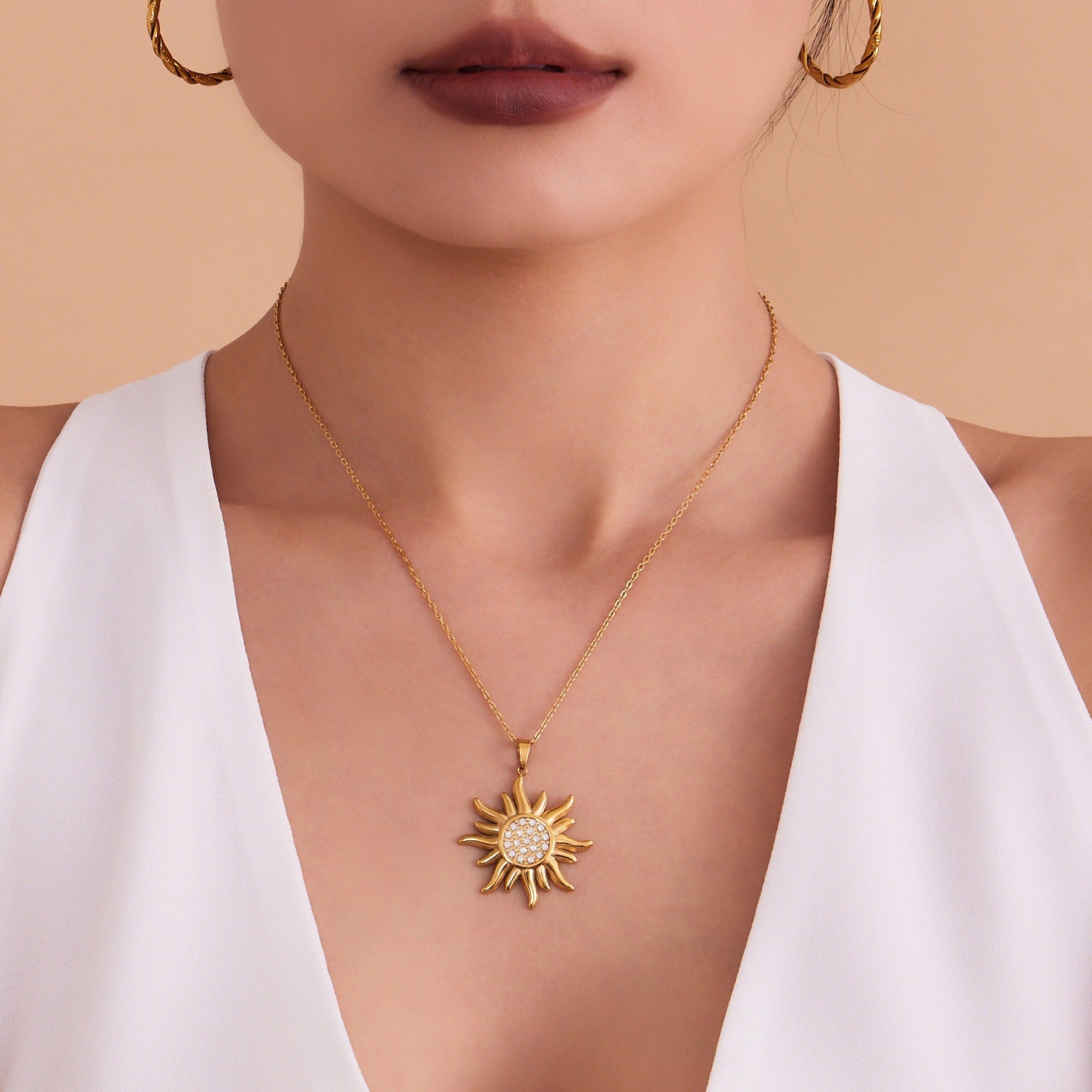 Stainless Steel Sunflower Pendant Necklace
