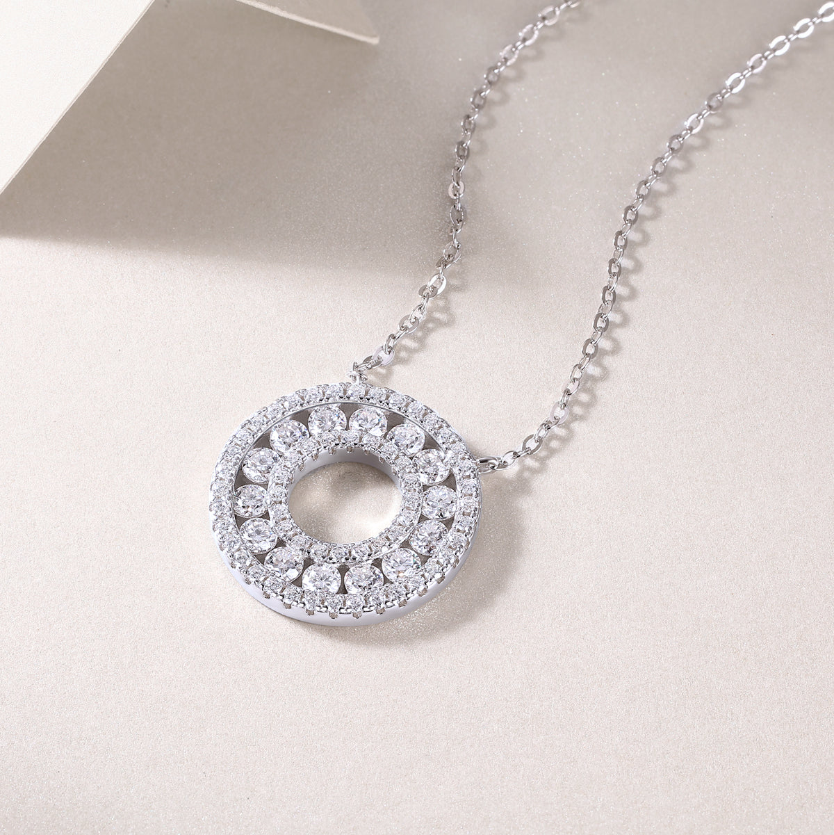 Reciprocating - Set With Top-quality Moissanite, Fashionable And Light Luxury Jewelry, Silver Pendant Necklace S925, Silver Plating, Platinum, Gold, Rose Gold