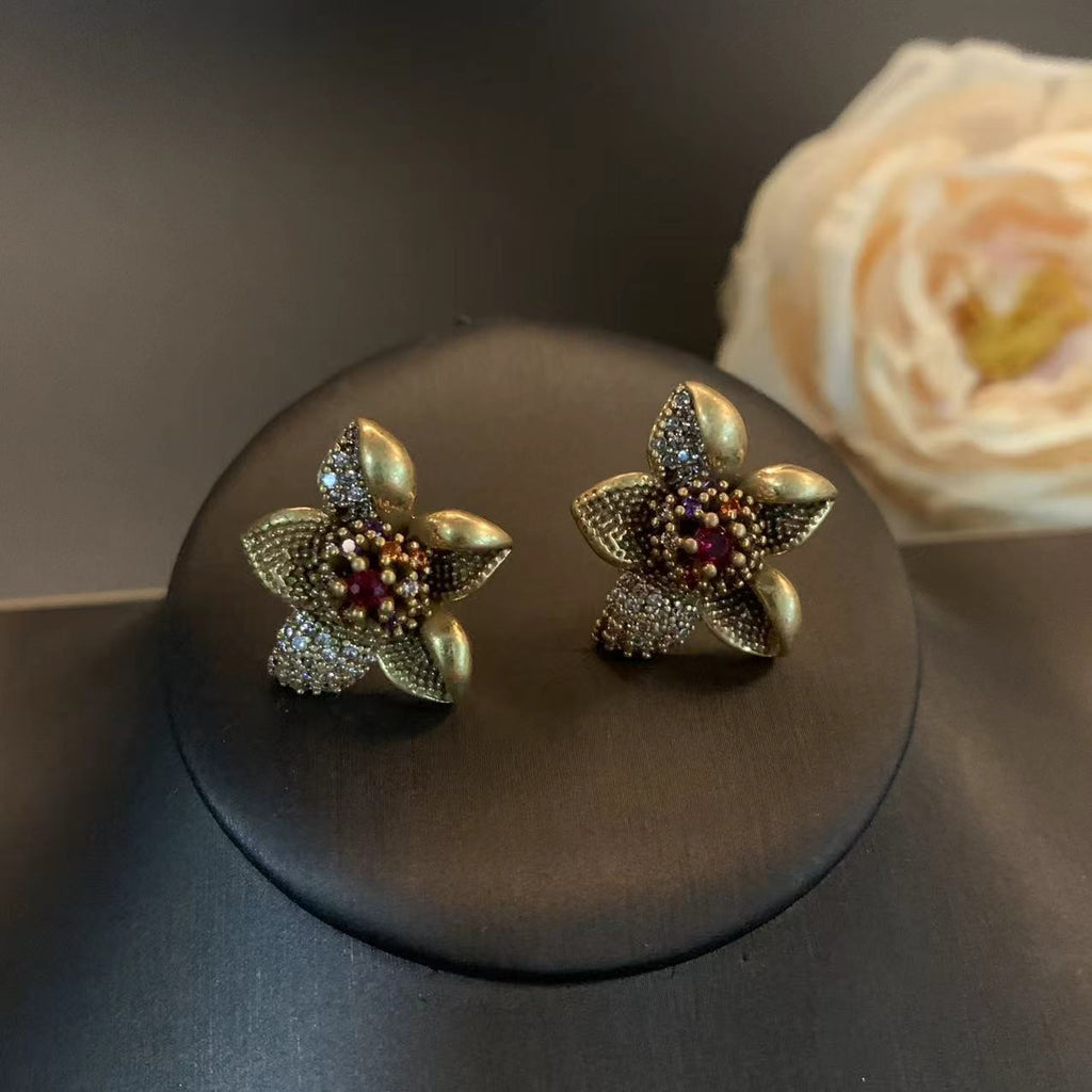 Design A High-end Ring And Earring Set