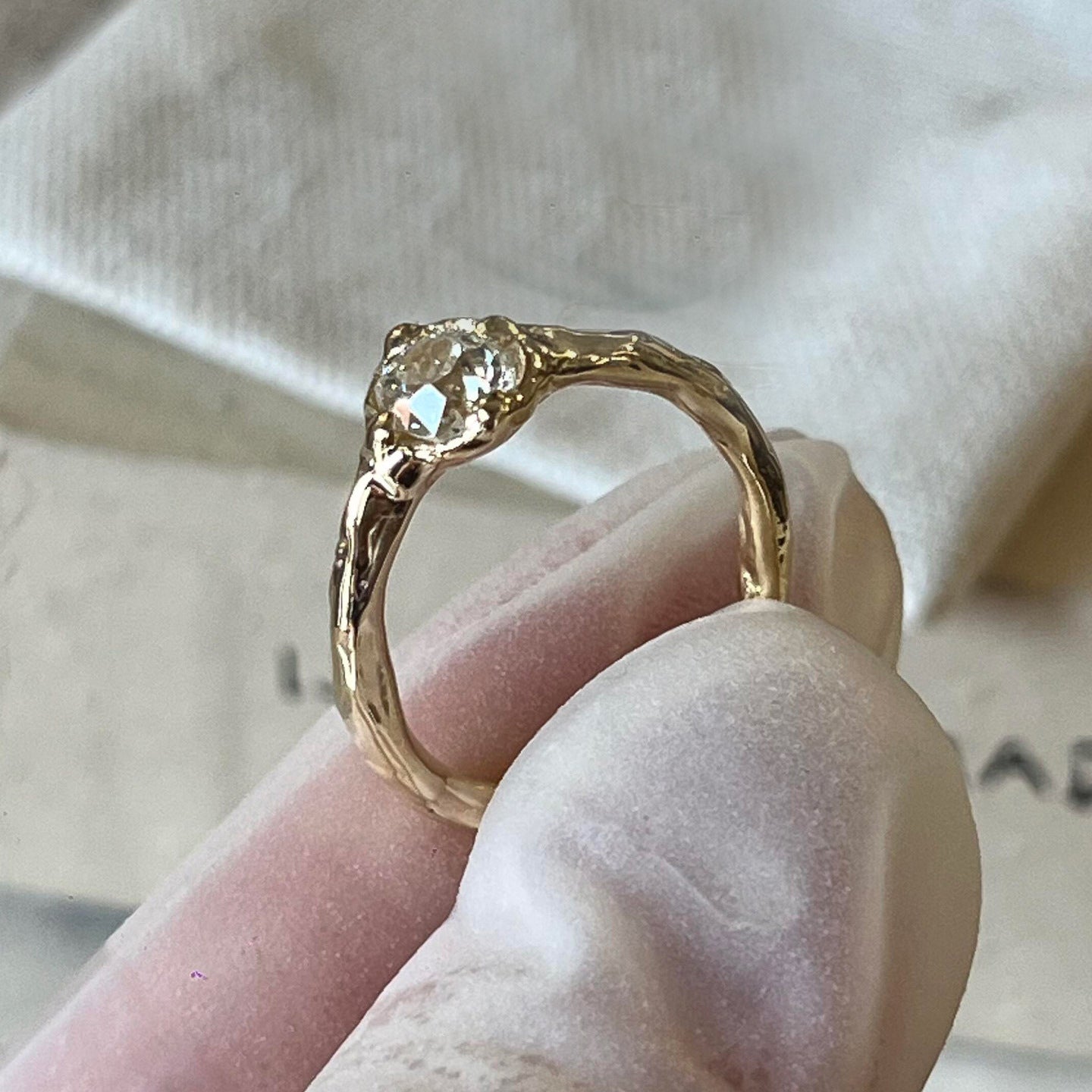 Womens Fashionable Vintage Irregular Oval Rhinestone Ring