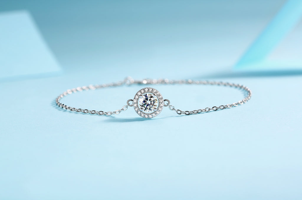 Luxury Bracelet - Set With Top-quality Moissanite, Fashionable And Light Luxury Jewelry Silver Bracelet S925, Silver-plated Platinum