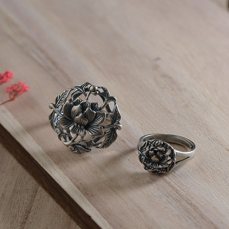 Silver Womens Ring With A Peony Design In Varying Opening Sizes