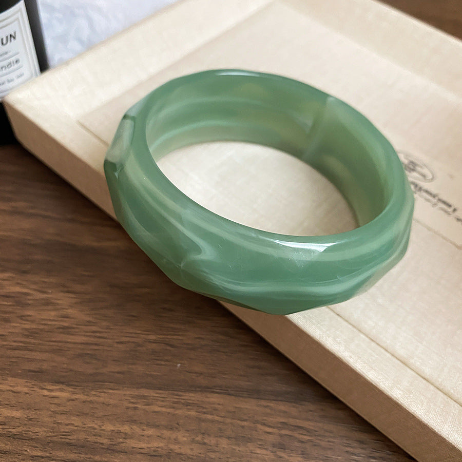 Dopamine-inspired Geometric Resin Bracelet