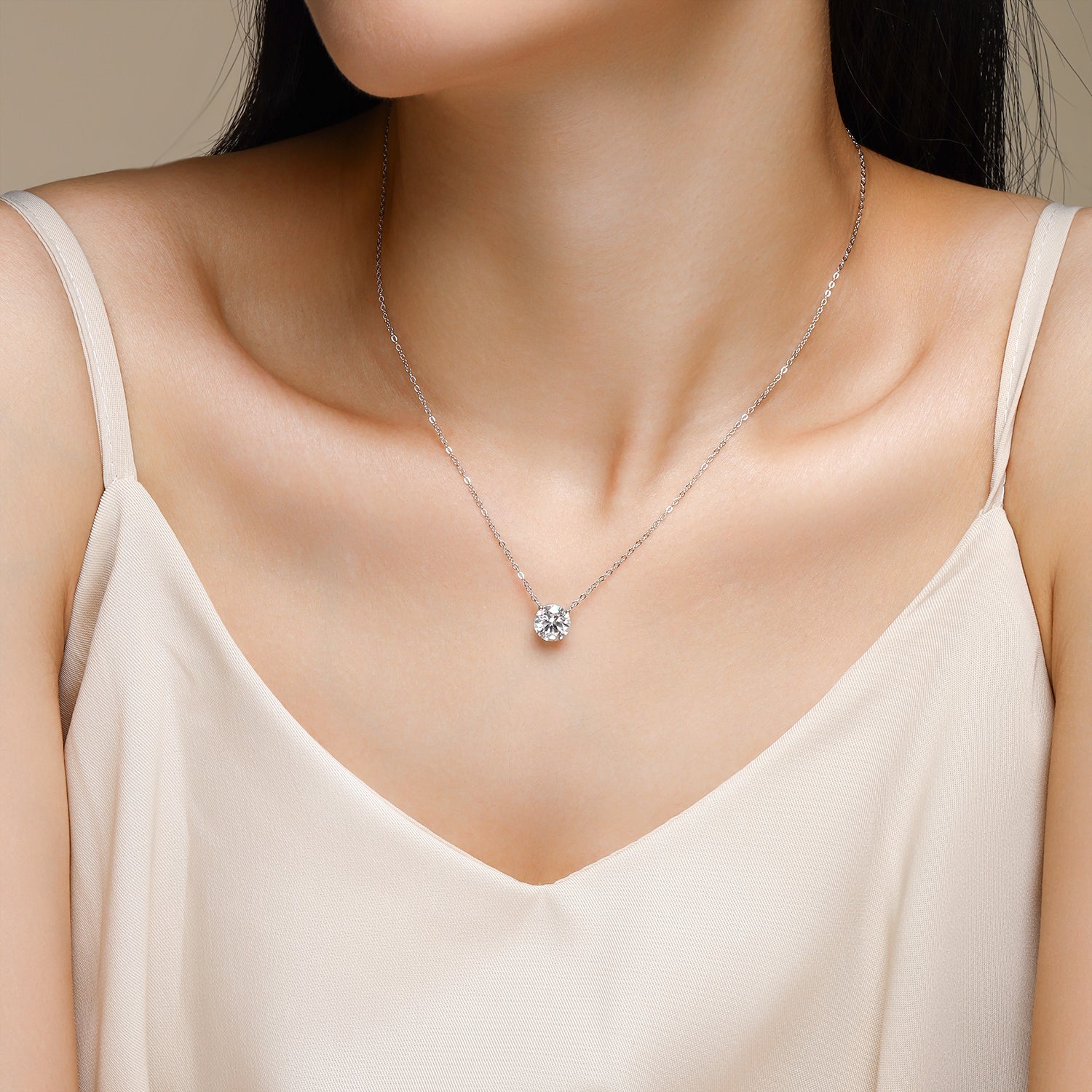Time Chain - A Fashionable And Light Luxury Jewelry Pendant Necklace Set With Top-quality Moissanite, S925 Silver Plated Platinum