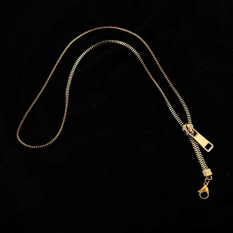 Fashionable Niche Creative Design Necklace With A Chic Stylish Zip Closure
