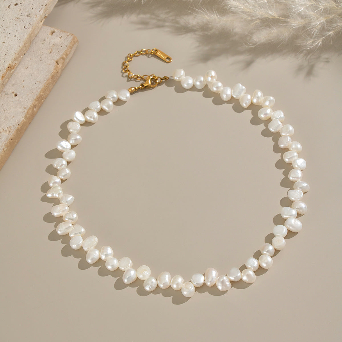 Retro Natural Baroque Freshwater Pearl Beaded Necklace